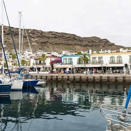 Precioso Yate En El Centro Del * Puerto De Mogan